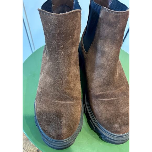 Urban‎ Outfitters Suede Brown Chelsea Boots Men’s Size 8 main image 13